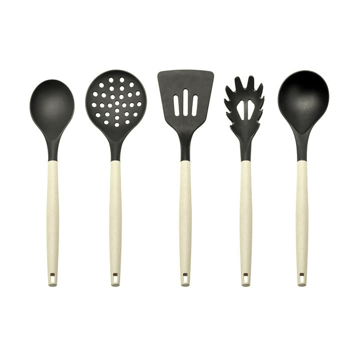 سرویس چاقو و کفگیر ملاقه 12 پارچه کاراجا مدل Gusto